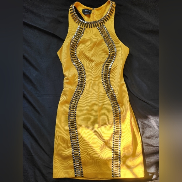 Bebé bodycon dress - Picture 15 of 15